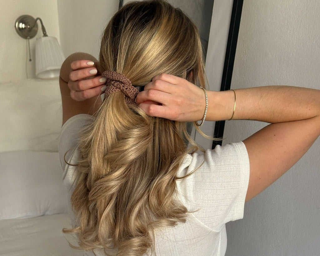 shell - scrunchie image 6