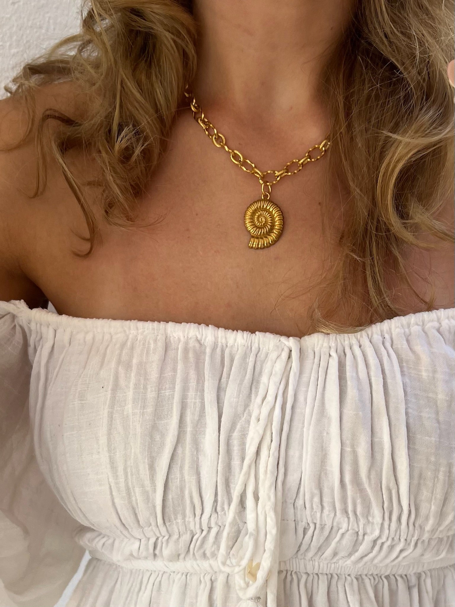 noema - necklace image 1