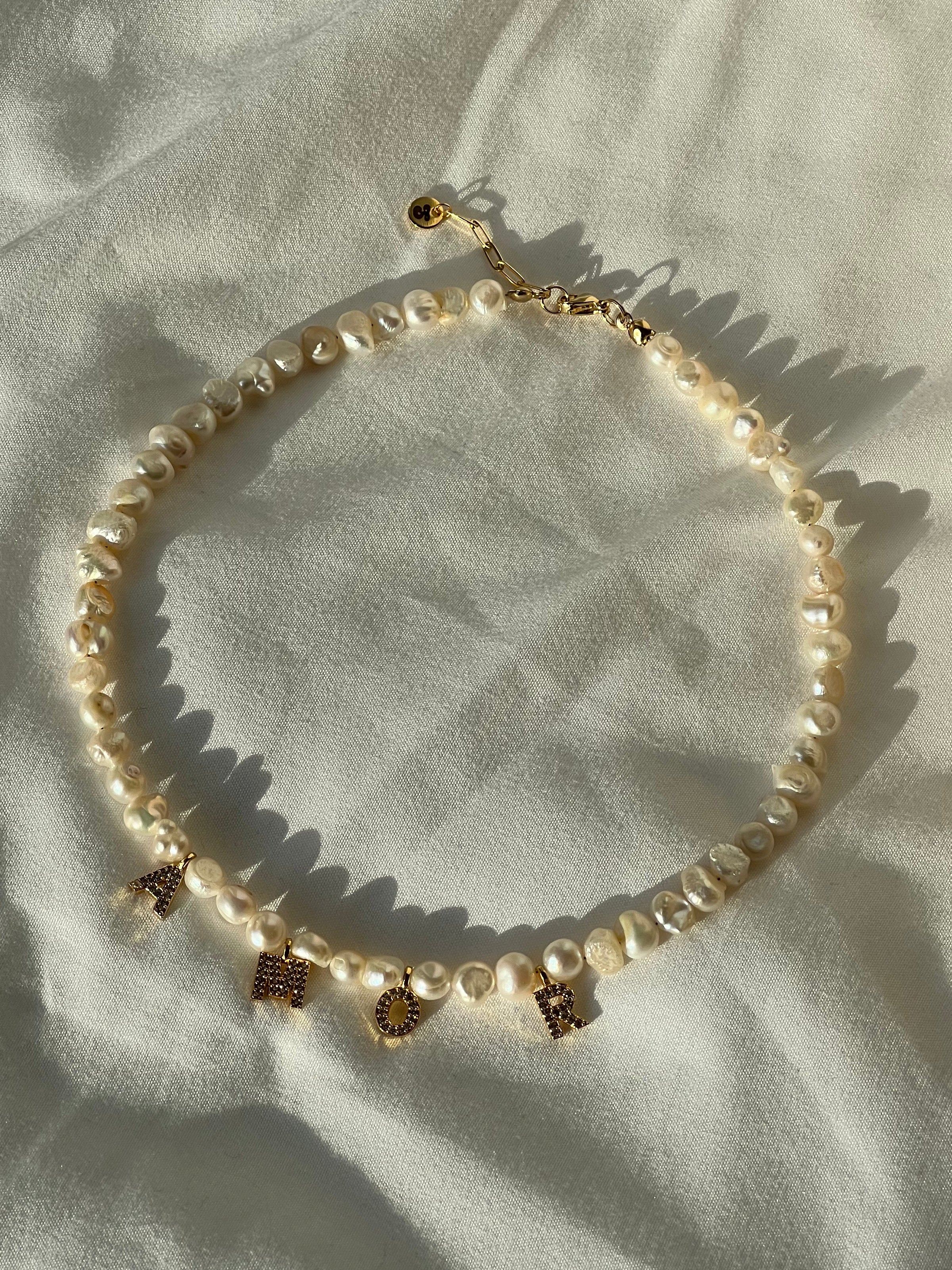 amor - necklace image 0