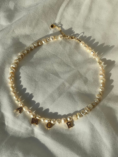 amor - necklace image 0