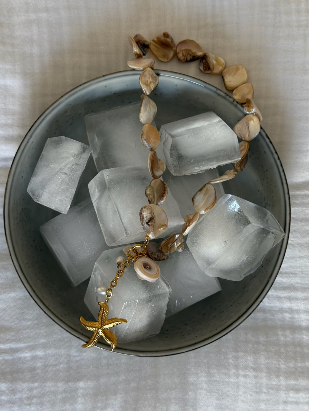 cala - necklace image 2