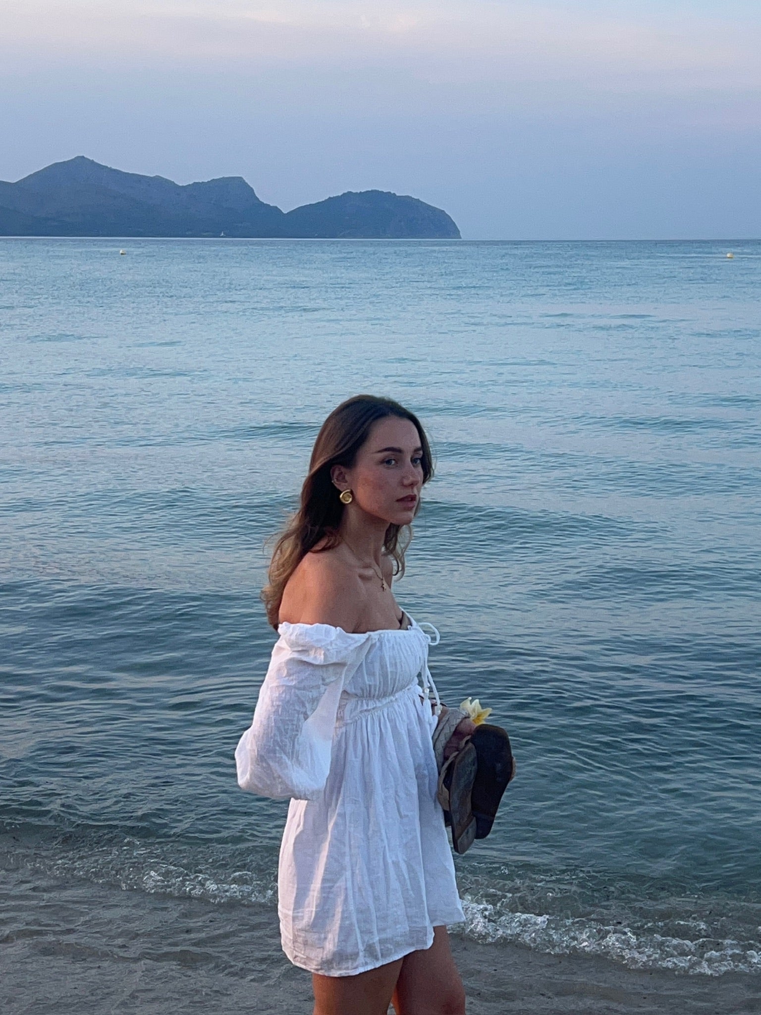 noema - earrings image 2