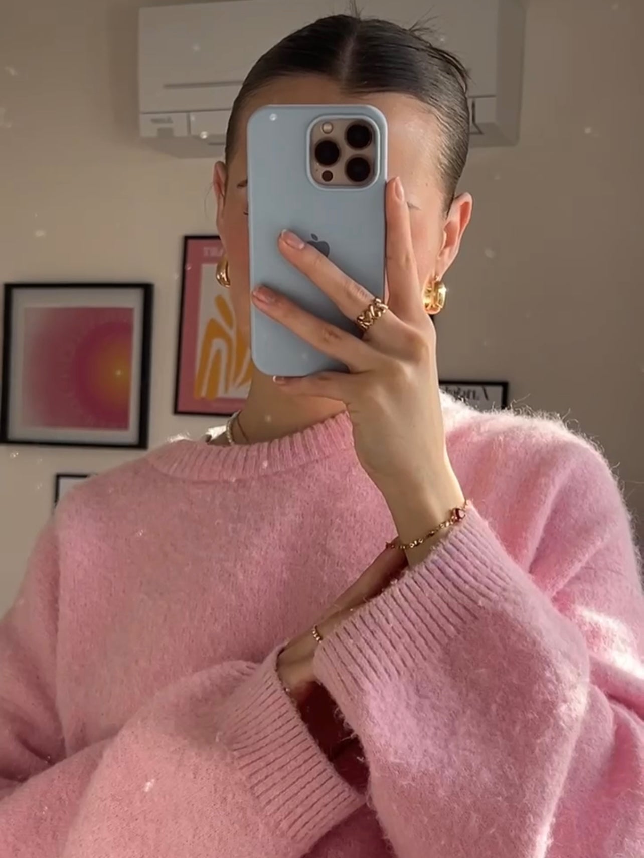 oval hoop - earrings image 1