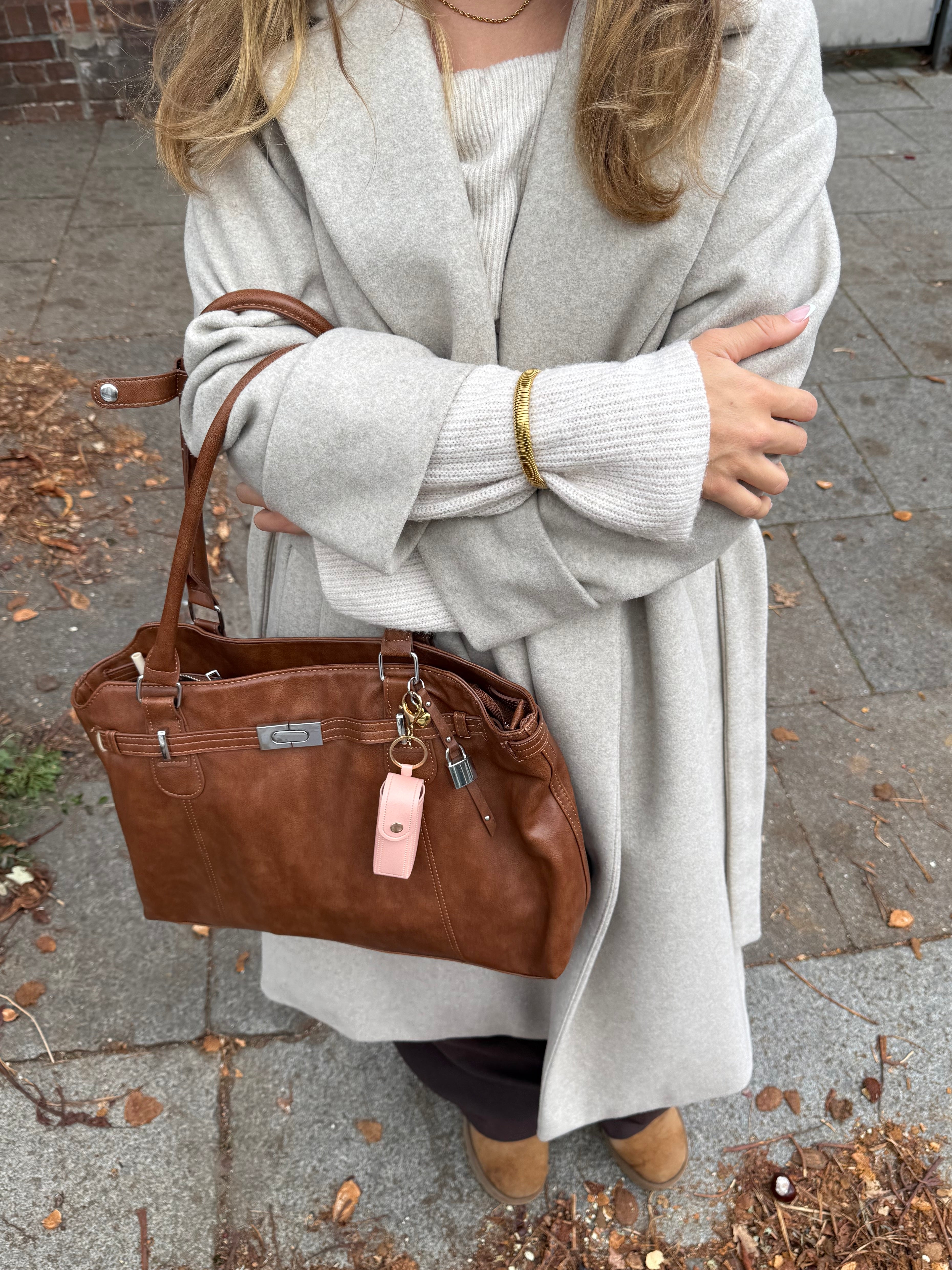 lipstick bag - charm image 2