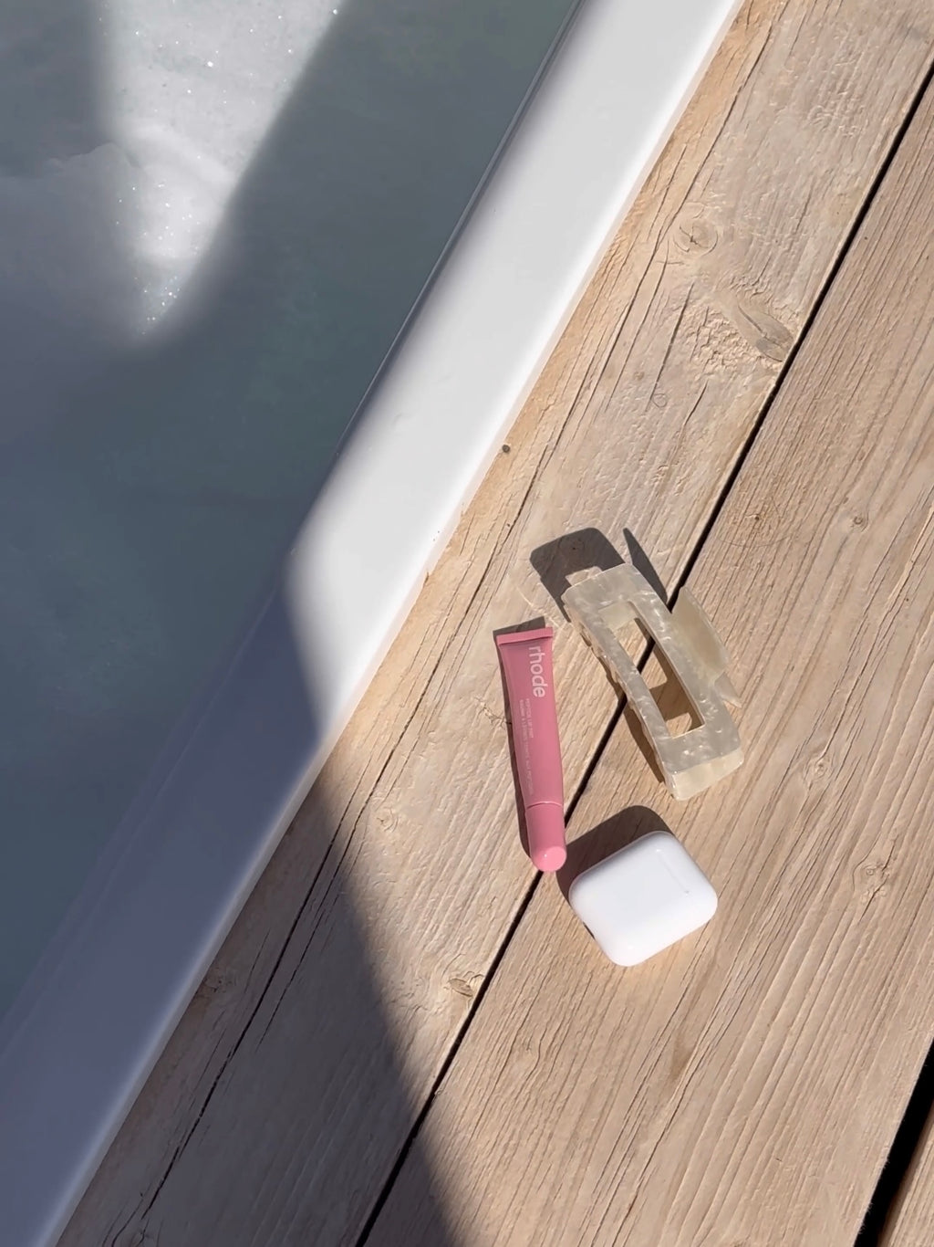 claire - hair clip image 12